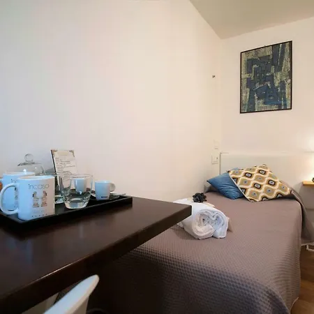 In Casa Quarto em Acomodações Particulares