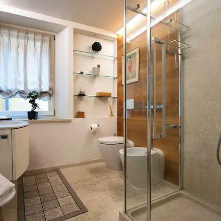 In Casa Alloggio in famiglia *